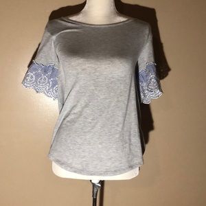 Gently used Maurices top